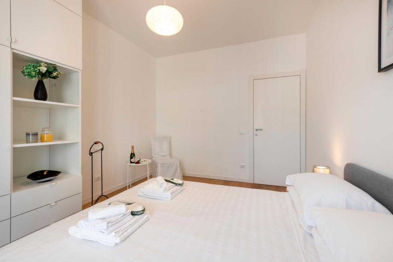 Ferrucci, 10 - Elegante Oasi Urbana A Milano Daire Dış mekan fotoğraf