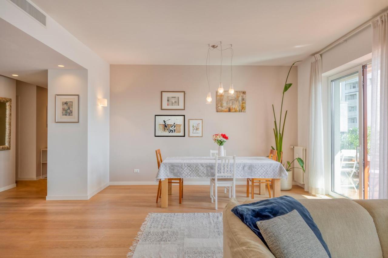 Ferrucci, 10 - Elegante Oasi Urbana A Milano Daire Dış mekan fotoğraf